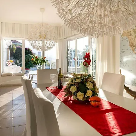 Paraiso Villa *